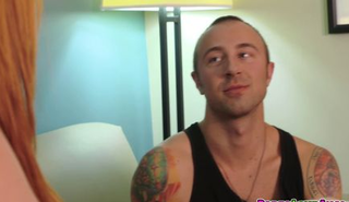 Жестко оттрахал в анал свою родную тетку