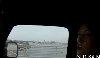 Шаловливый водитель подвез и оттрахал без ума