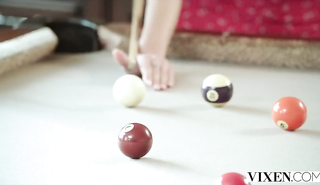 Жесткий секс с красоткой: мужчина получил незабываемое удовольствие