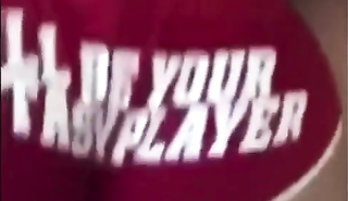 Чернокожий разорвал глотку брюнетке и отодрал на камеру