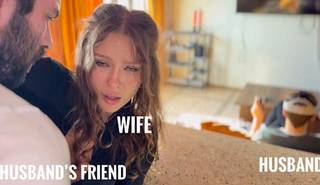 Жена трахается с другом, пока муж играет в VR: горячий секс на стороне!