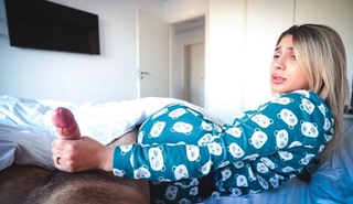 Мачеха и пасынок занимаются страстным сексом в отеле